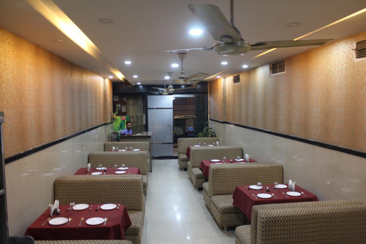 Hotel Avadh Наґпур Екстер'єр фото